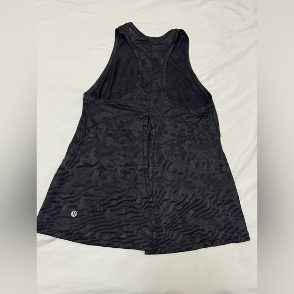 Lululemon Miles Ahead Tank - Picture 5 of 7